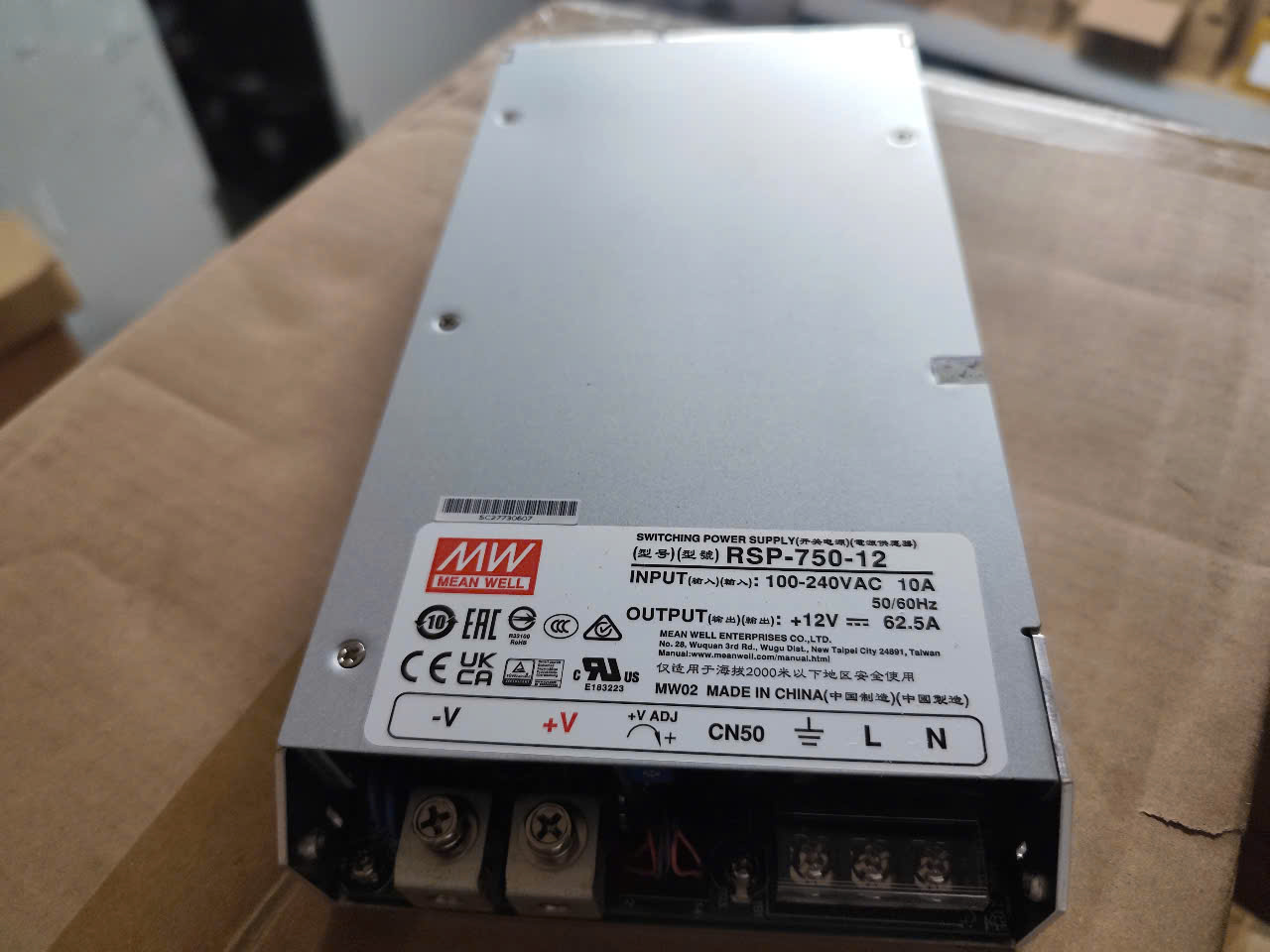 Nguồn AC-DC 12V 62A Meanwell