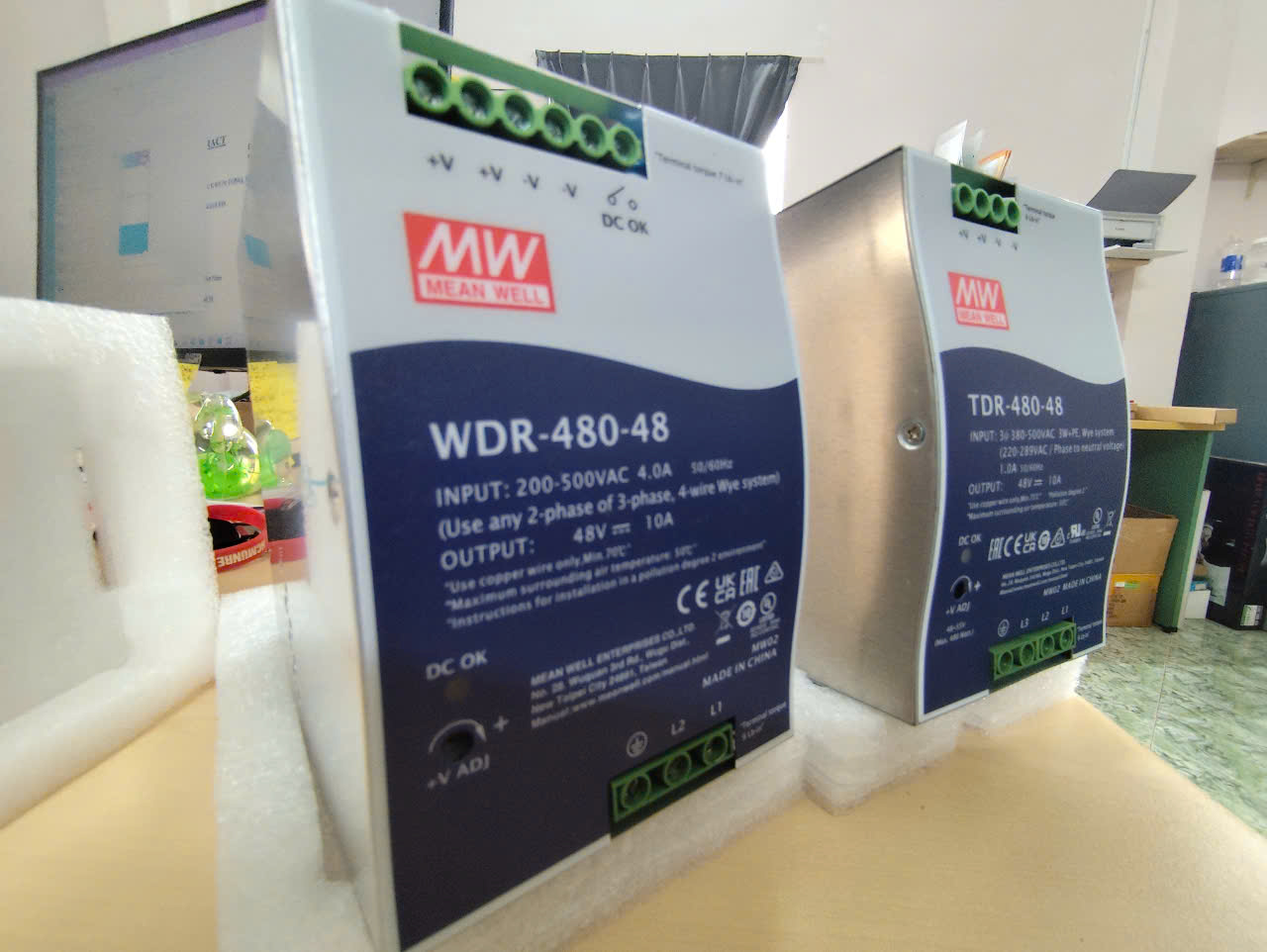 So Sánh Nguồn Meanwell TDR và WDR