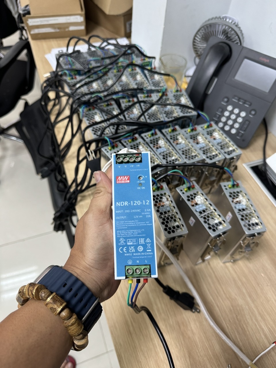 Bộ nguồn 12V 10A