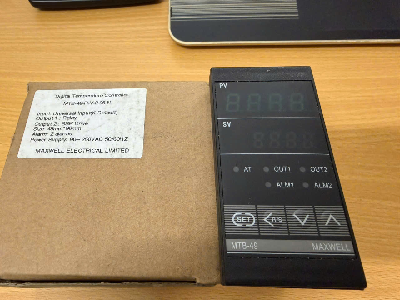 Đồng Hồ Nhiệt MAXWELL MTB-49